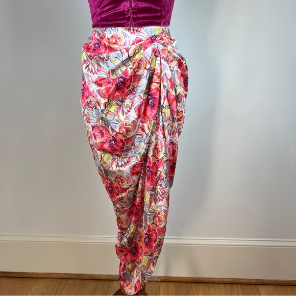 Ruched Floral Midi Skirt - Picture 3 of 16